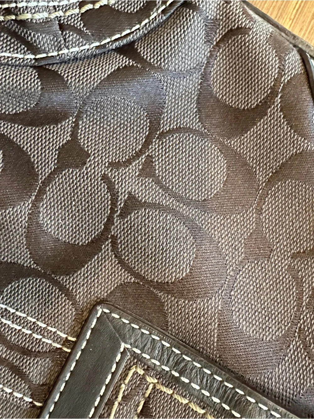 Y2K Coach Chocolate Soho Signature Canvas Shoulder Bag - Picture 14 of 15